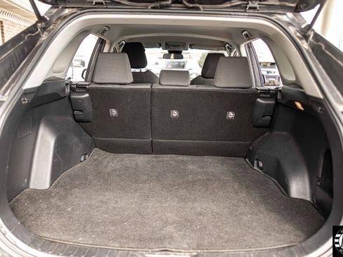 Used 2020 Toyota RAV4 XLE image 8