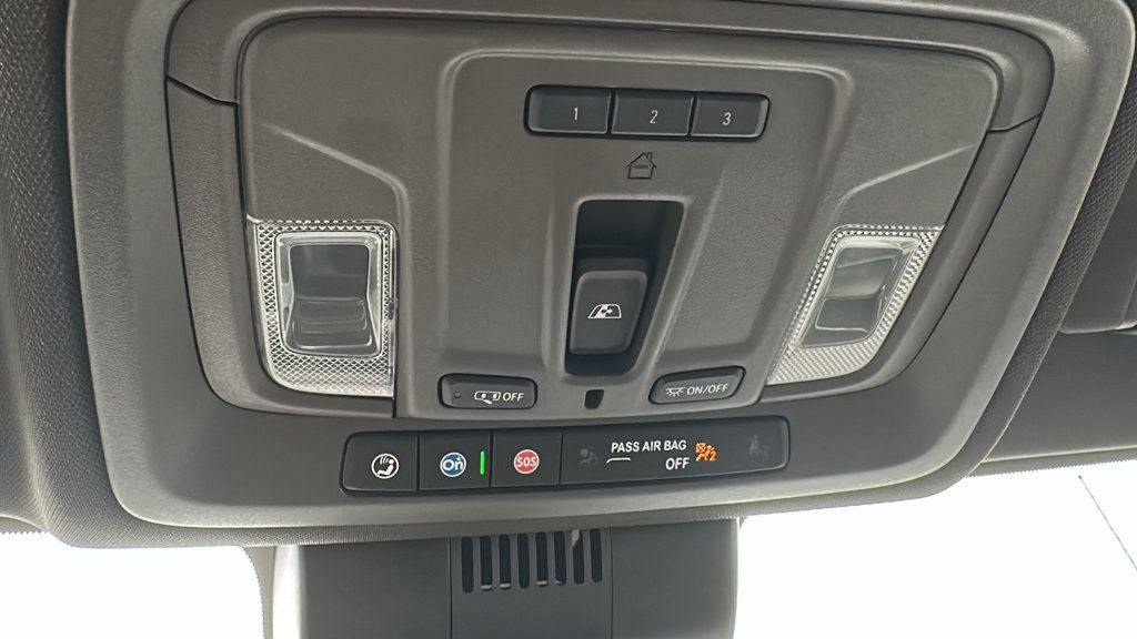 Used 2024 Chevrolet Silverado 1500 RST AWD/4WD image 25