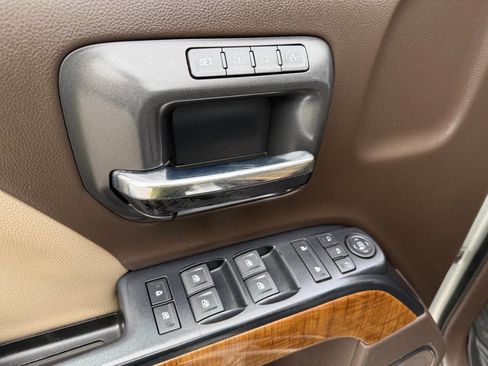 Used 2019 GMC Sierra 2500 SLT w/ Duramax Plus Package image 20