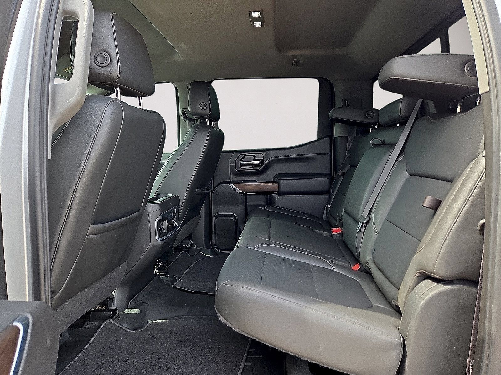 Used 2021 GMC Sierra 1500 SLT AWD/4WD image 16