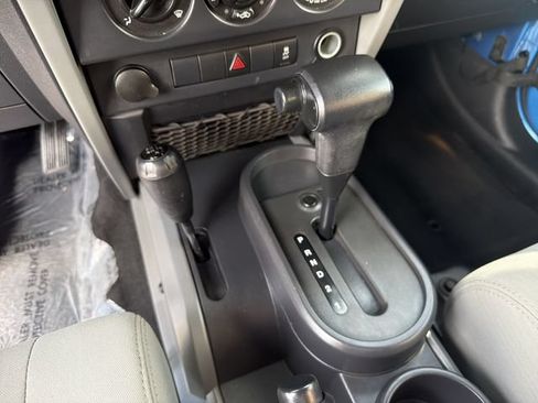 Used 2010 Jeep Wrangler Sport AWD/4WD image 26