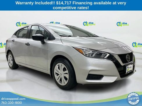 Used 2022 Nissan Versa S image 3