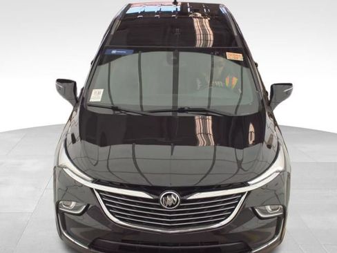 Used 2023 Buick Enclave Essence AWD/4WD image 6
