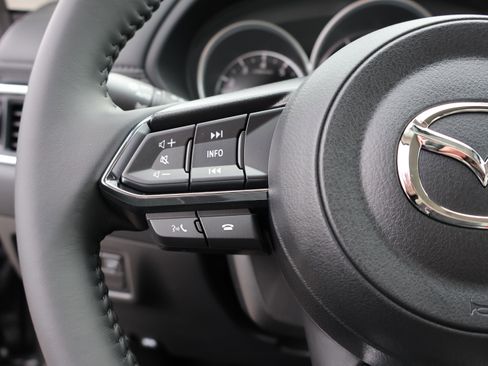 New 2025 MAZDA CX-5 AWD 2.5 S w/ Preferred Package image 34