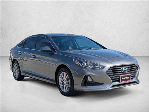 Used 2019 Hyundai Sonata SE image 3