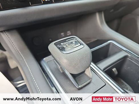 Used 2023 Nissan Pathfinder SL image 25