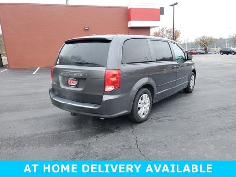 Used 2015 Dodge Grand Caravan SE w/ Quick Order Package 29E SE image 4