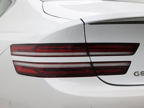 Used 2023 Genesis Electrified G80 AWD/4WD image 8