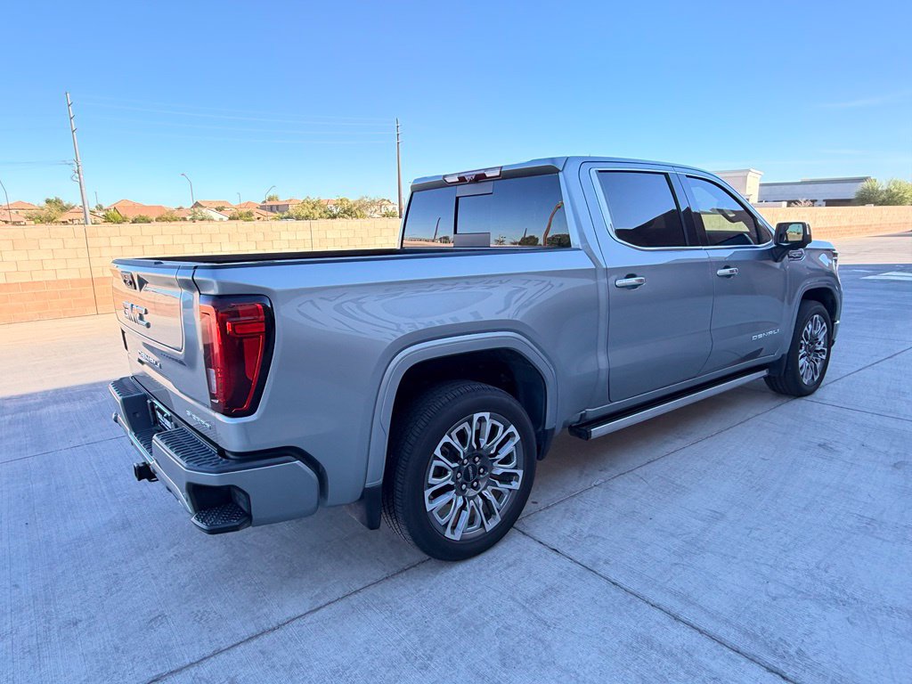 Used 2025 GMC Sierra 1500 Denali Ultimate AWD/4WD image 7