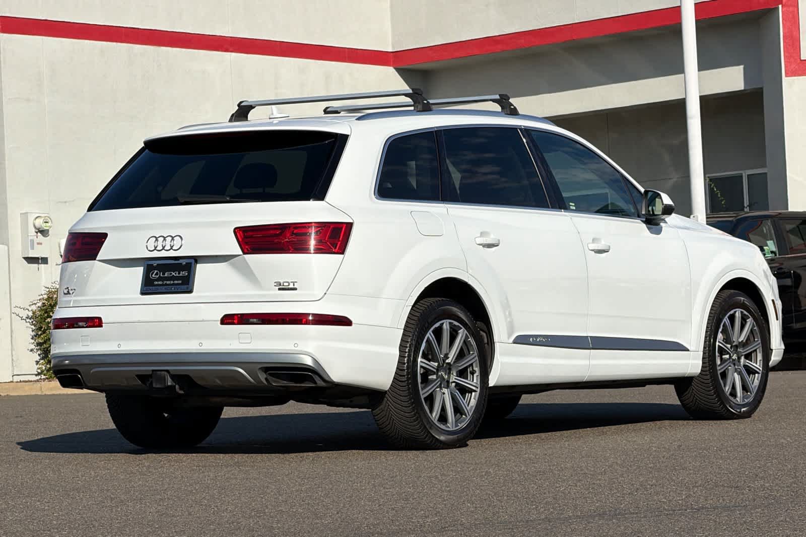 Used 2018 Audi Q7 3.0T Premium Plus AWD/4WD image 2