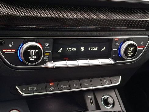 Used 2022 Audi SQ5 Prestige AWD/4WD image 13