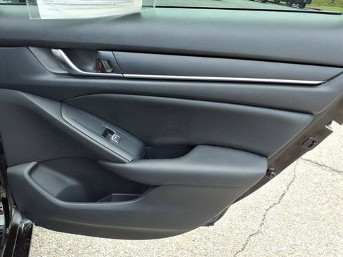 Used 2022 Honda Accord Sport image 16