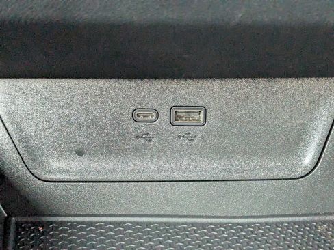 Used 2026 Chevrolet Equinox RS FWD image 28