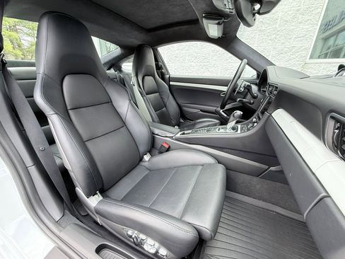Used 2013 Porsche 911 Carrera 4S image 39