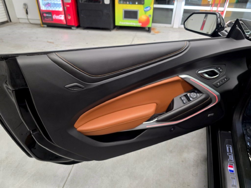Used 2018 Chevrolet Camaro LT RWD image 19
