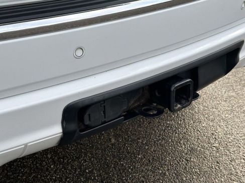 Used 2015 Jeep Grand Cherokee Overland image 18