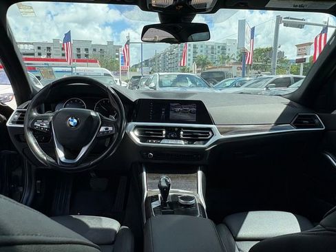 Used 2020 BMW 330i Sedan w/ Convenience Package RWD image 20