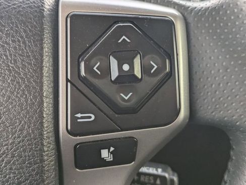 Used 2020 Toyota 4Runner SR5 image 27