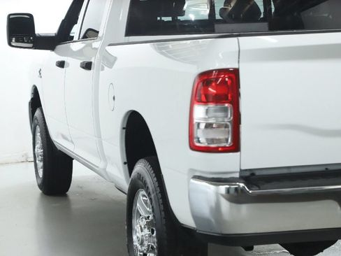 Used 2024 RAM 3500 Tradesman w/ Chrome Appearance Group AWD/4WD image 44