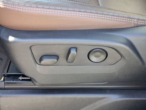 Used 2023 Chevrolet Tahoe High Country w/ Advanced Technology Package image 23