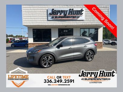 Used 2022 Ford Escape SE w/ SE Sport Appearance Package