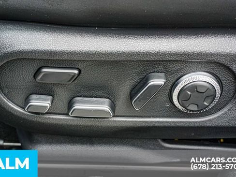 Used 2025 Genesis GV60 RWD image 58