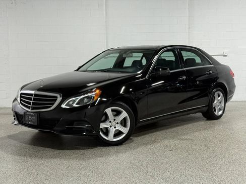 Used 2014 Mercedes-Benz E 350 4MATIC Sedan image 2