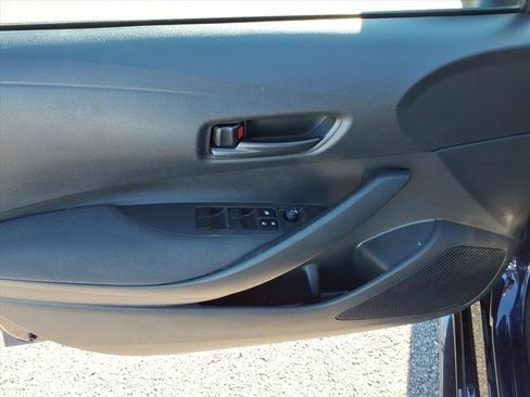 Used 2022 Toyota Corolla LE image 15