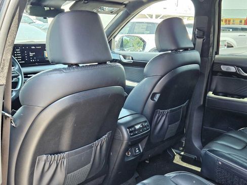 Used 2024 Hyundai Palisade Calligraphy FWD image 17
