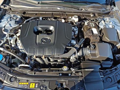 Used 2025 MAZDA MAZDA3 s image 32