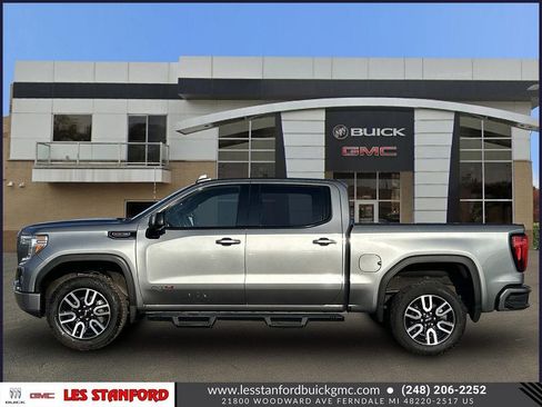 Used 2021 GMC Sierra 1500 AT4 w/ AT4 Preferred Package image 2