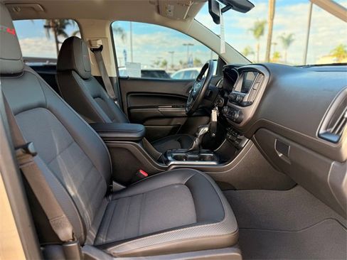 Used 2022 GMC Canyon AT4 w/ Trailering Package image 19