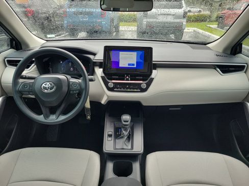 Used 2026 Toyota Corolla Cross L FWD image 16