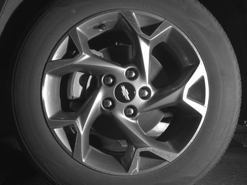 Used 2025 Chevrolet Trax LT FWD image 12