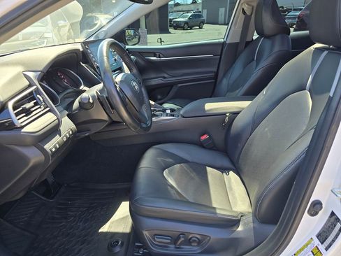 Used 2022 Toyota Camry XSE w/ Navigation Package AWD/4WD image 19