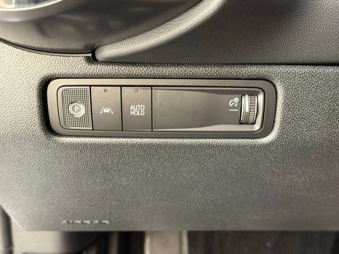 New 2026 Chevrolet Equinox EV LT image 29