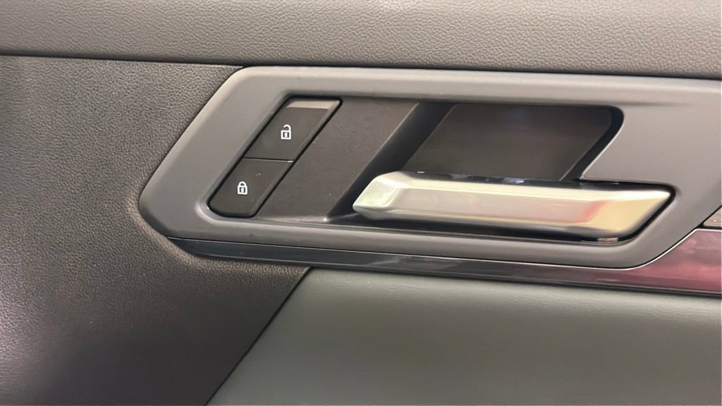 New 2026 GMC Terrain AT4 w/ Technology Package II AWD/4WD image 38