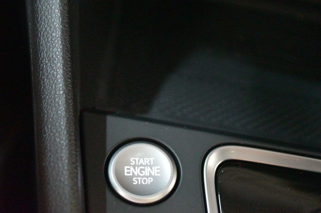 Used 2020 Volkswagen Jetta SEL Premium FWD image 60