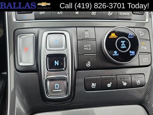 Used 2023 Hyundai Santa Fe Limited AWD/4WD image 16