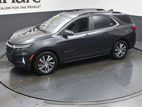 Used 2022 Chevrolet Equinox LT FWD image 44