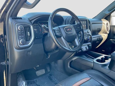 Used 2021 GMC Sierra 1500 AT4 w/ AT4 Value Package AWD/4WD image 9