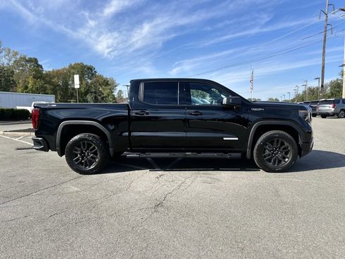 New 2026 GMC Sierra 1500 Elevation image 8