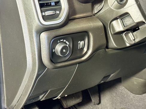 Used 2021 RAM 2500 Big Horn image 10