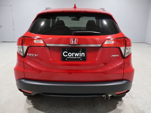 Used 2020 Honda HR-V EX image 3