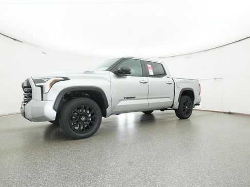 New 2026 Toyota Tundra Limited AWD/4WD image 22