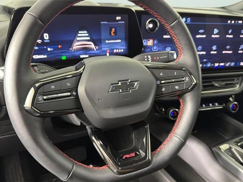 Used 2026 Chevrolet Equinox EV RS w/ Convenience Package II AWD/4WD image 24