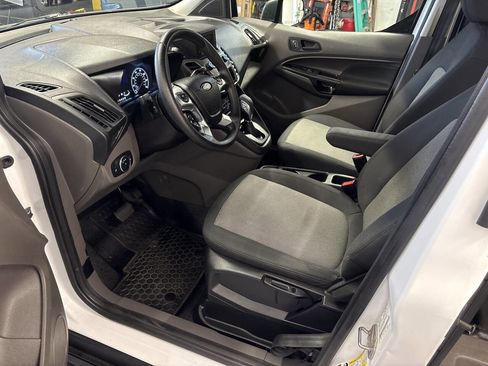 Used 2019 Ford Transit Connect XL image 14