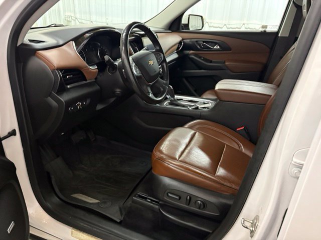 Used 2019 Chevrolet Traverse High Country w/ LPO, Floor Liner Package AWD/4WD image 35