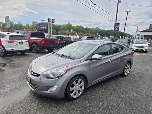 Used 2012 Hyundai Elantra Limited FWD image 1