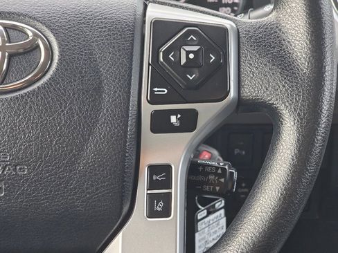 Used 2018 Toyota Tundra SR5 image 18
